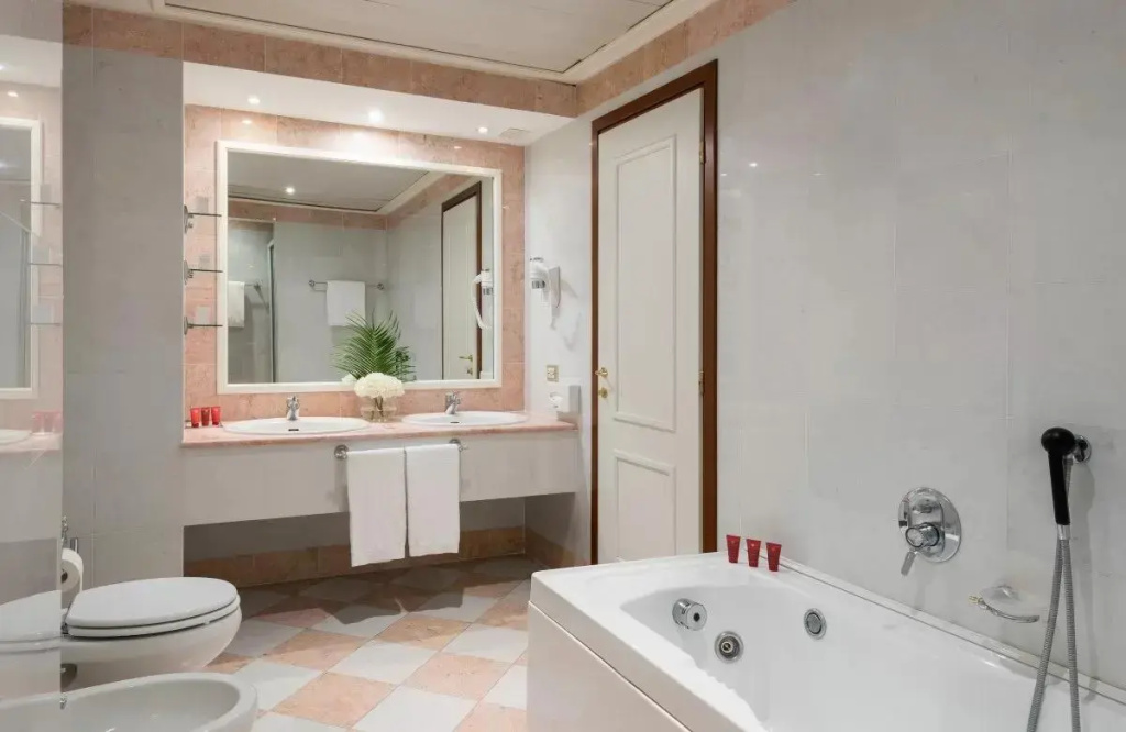 Leonardo Hotel Milan City Center - Chambres