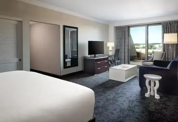 Amway Grand Plaza, Curio Collection by Hilton - Chambres
