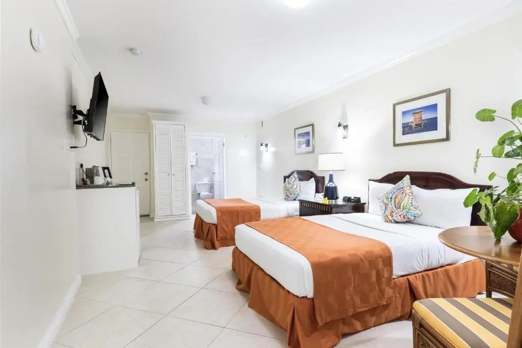 Bay Gardens Hotel - Général