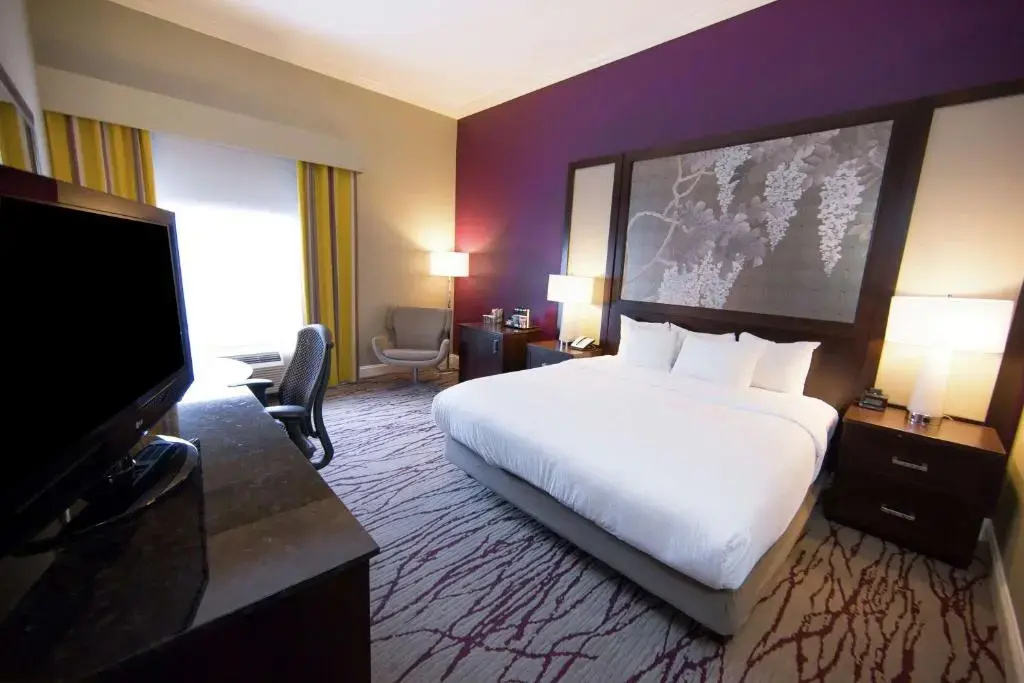 DoubleTree by Hilton Hotel Savannah Historic District - Chambres