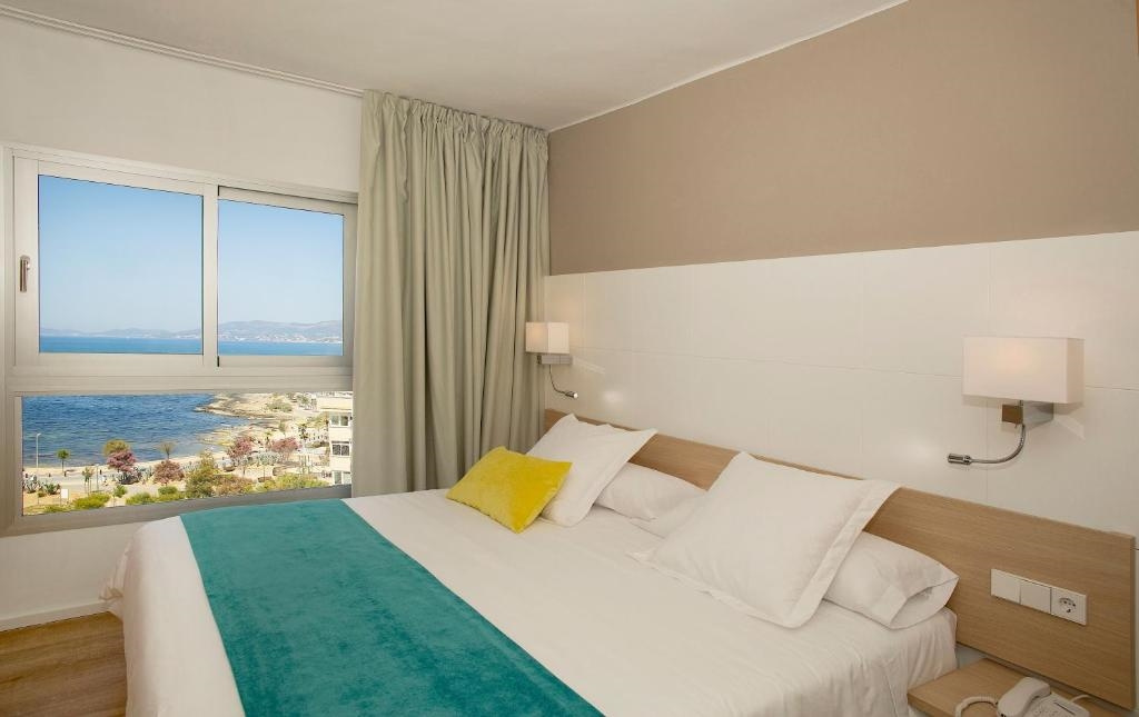 Hotel JS Palma Stay - Adults Only - Tap to explore photos