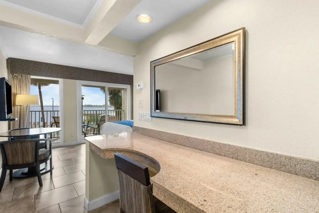Sailport Waterfront Suites - Chambres