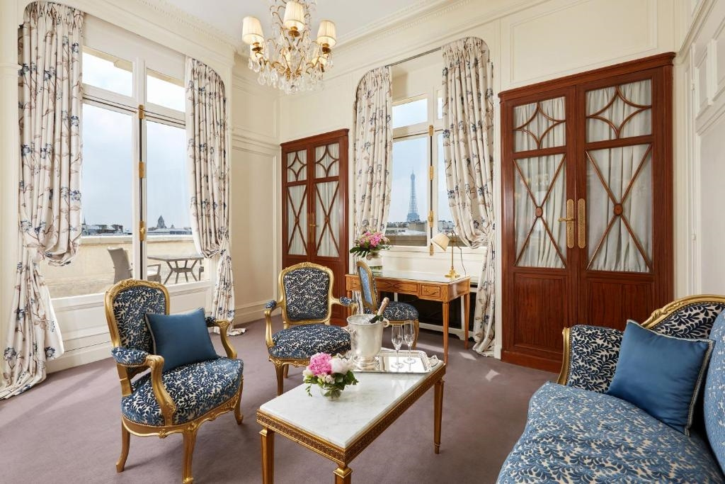 Hotel Raphael 89