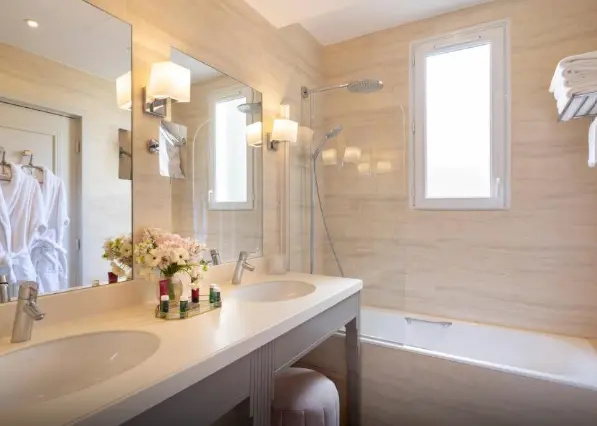 Hotel Residence Foch 85