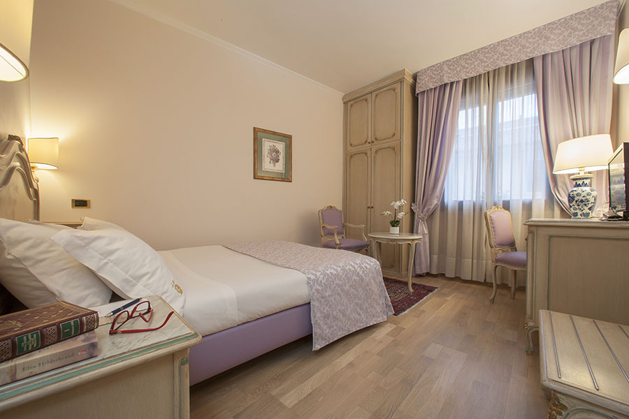 Single room (extra bed included)
