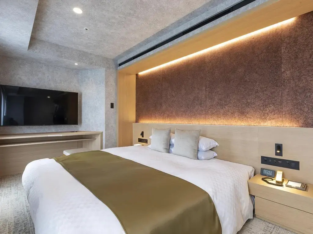 Deluxe City Side Double room (full double bed)