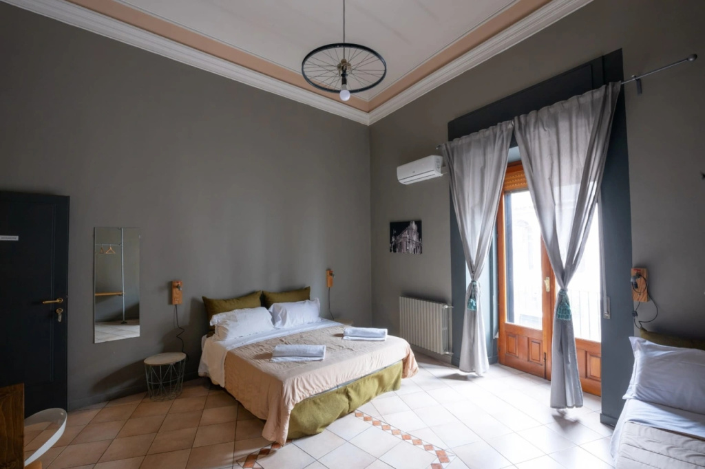 Grapefruit Triple room