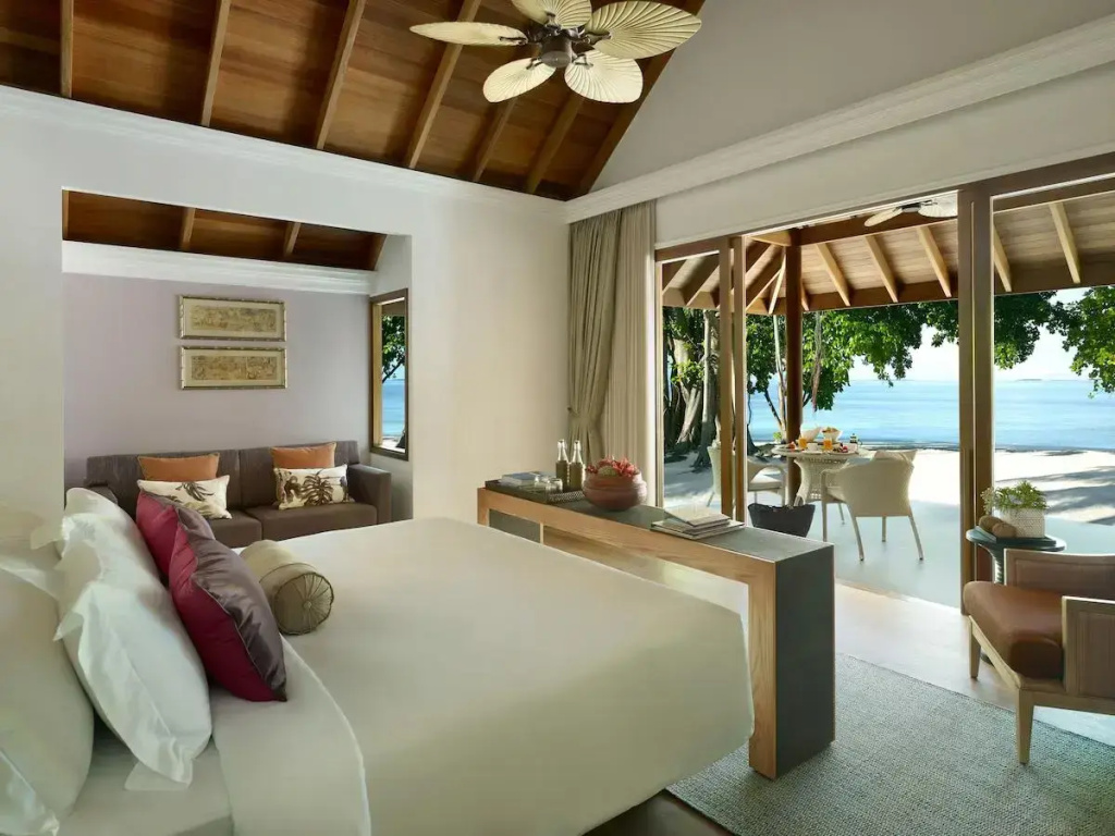 Курорт Dusit Thani Maldives — фото