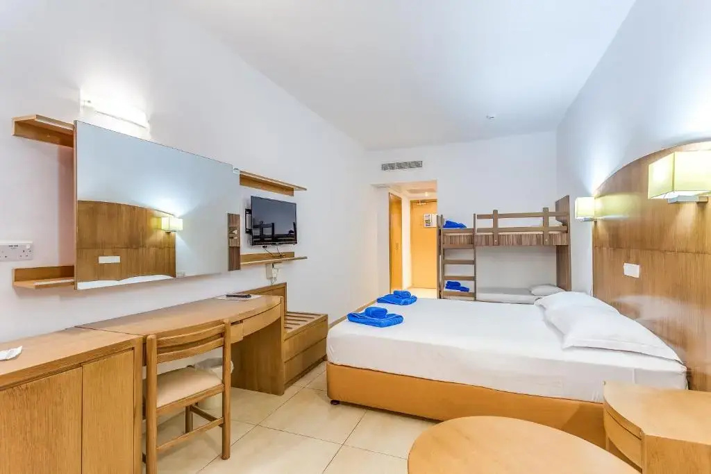 Adelais Bay Hotel - Chambres