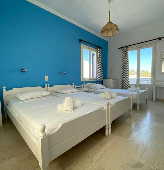 Triple room