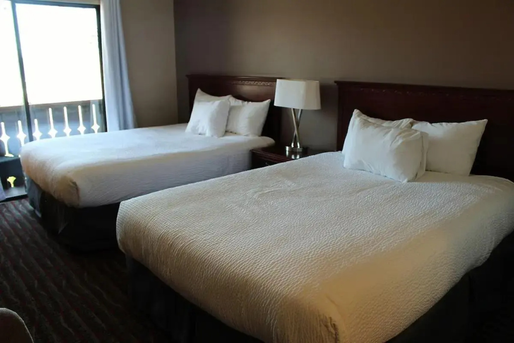 Ramada by Wyndham Campbell River - Chambres
