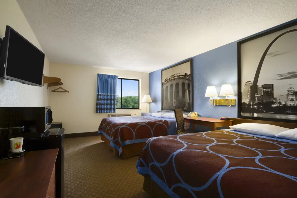 Smoking Quadruple room