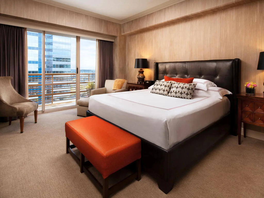 Premier Double Suite (full double bed)