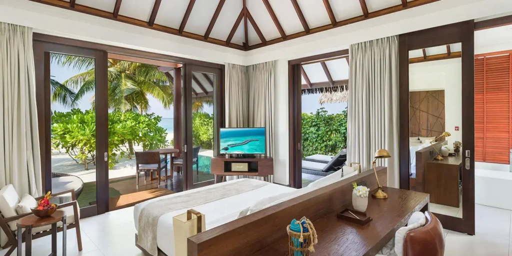 Sunset Pool Beach Villa