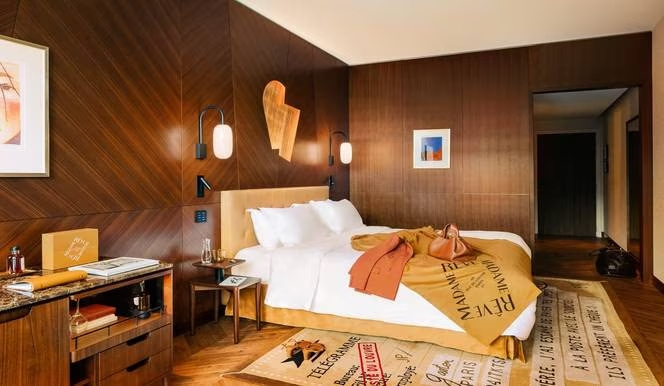 Deluxe Double room with balcony and with garden view (full double bed)