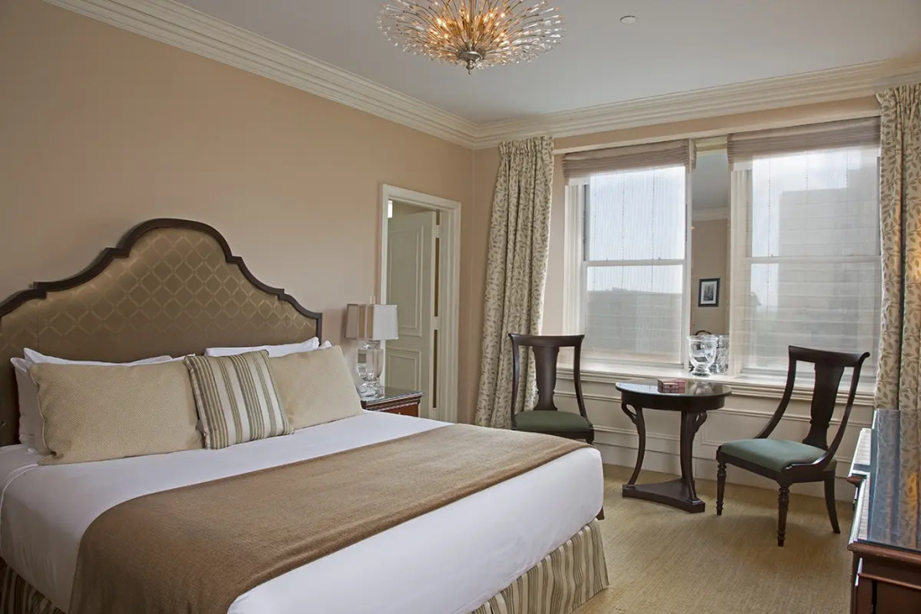 The Sherry Netherland - Chambres