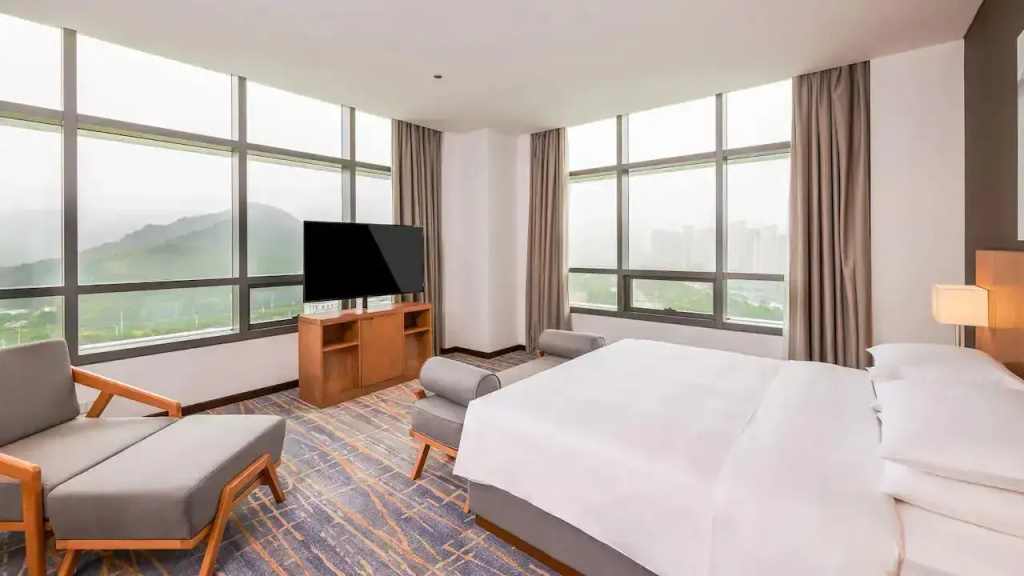 Double Suite (full double bed)