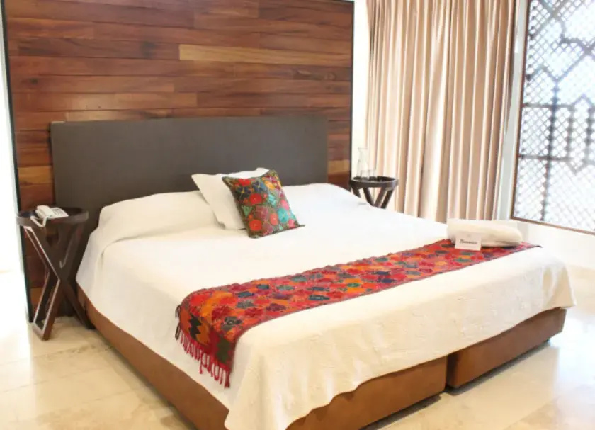 No. 5 Double room (full double bed)