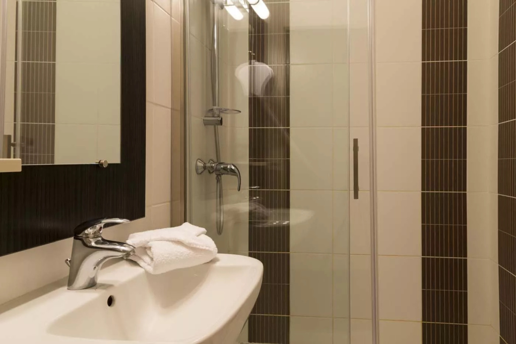 Hôtel Le Seize, Nice - Chambres
