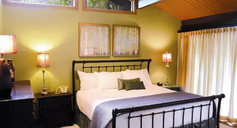 1 Bedroom Hot Tub Double Villa with Forest View (full double bed)
