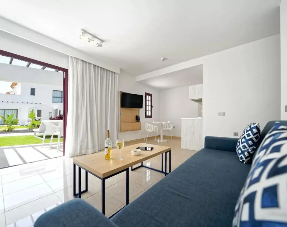 Broncemar Beach Suites Hotel - Chambres