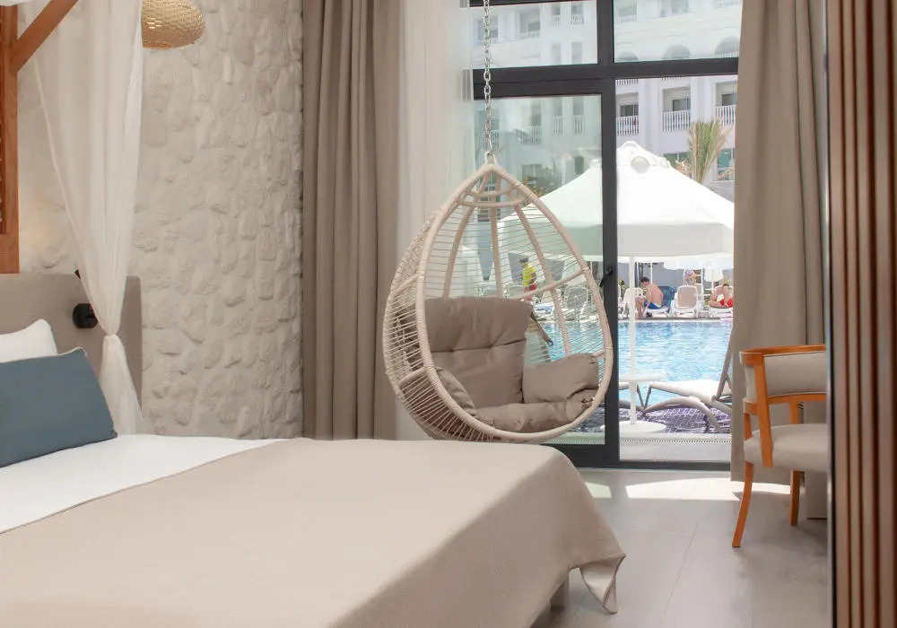 Двухместный номер Swim-Up Standard двуспальная кровать в Side Royal Style Hotel