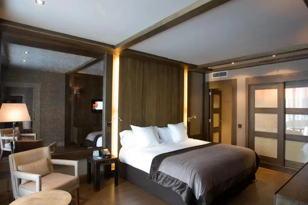 Hotel Val De Neu - Chambres