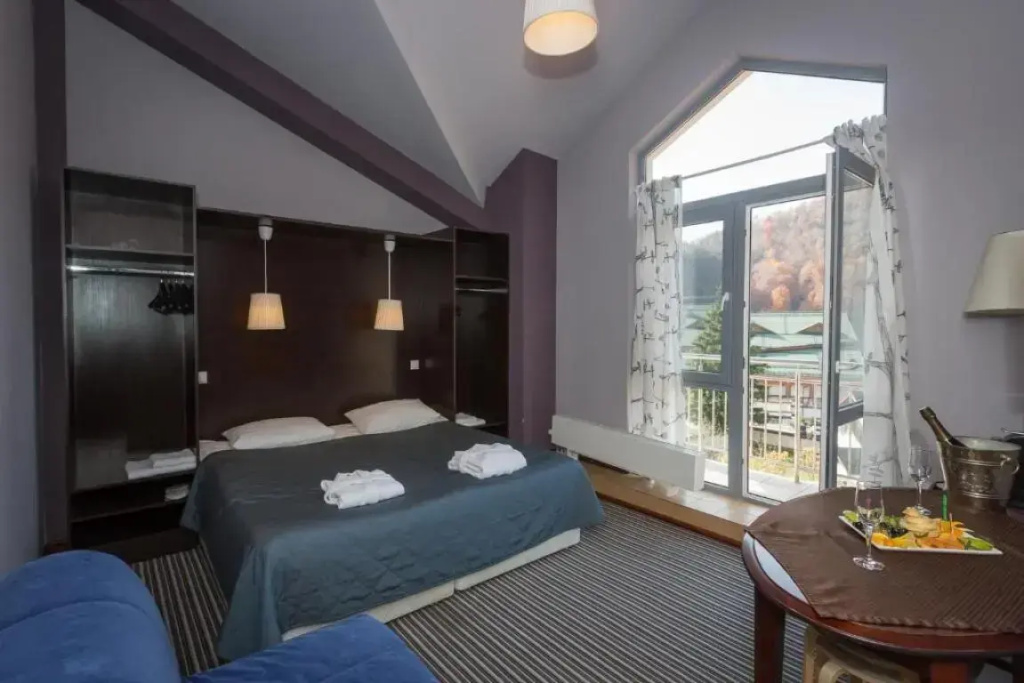 Kristall Hotel Room Type - Superior with Terrace Double room full double bed