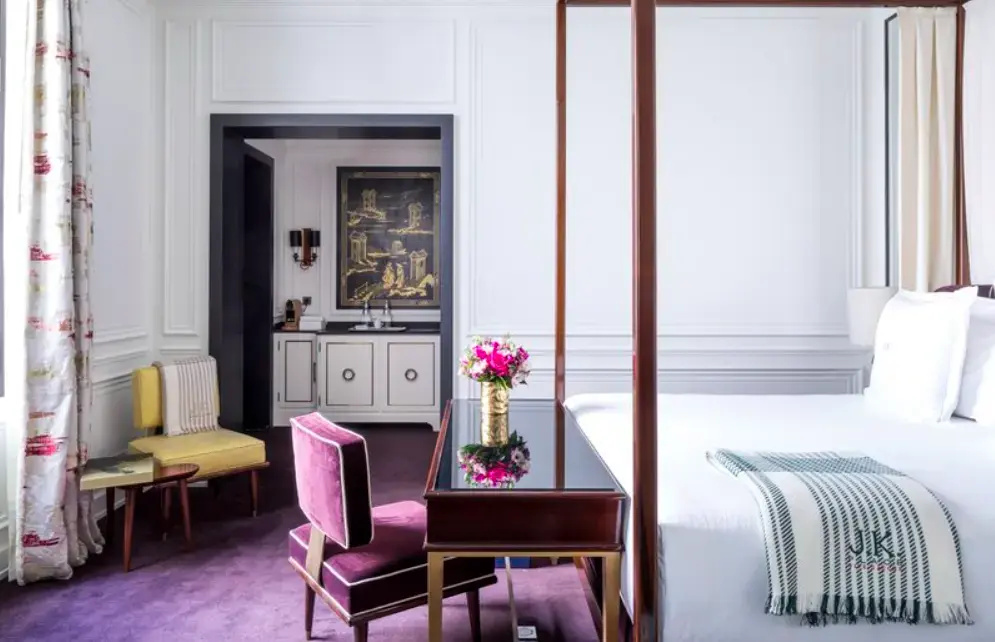 J.K. Place Paris 47