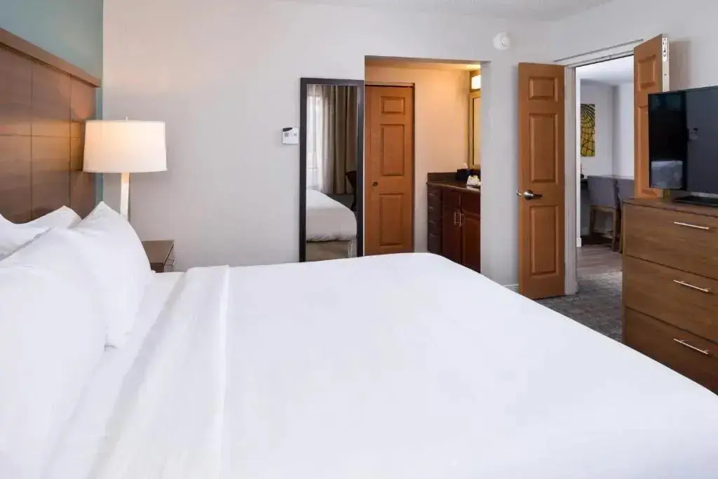 Staybridge Suites Indianapolis Downtown - Convention Center by IHG - Chambres