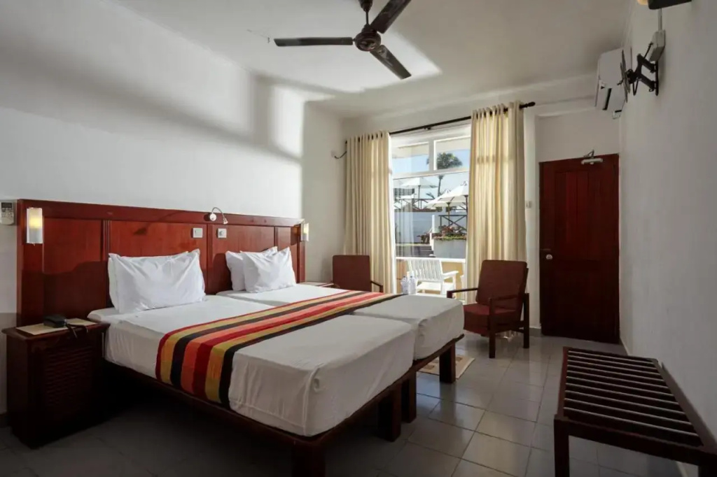 Coral Sands Hotel — фото