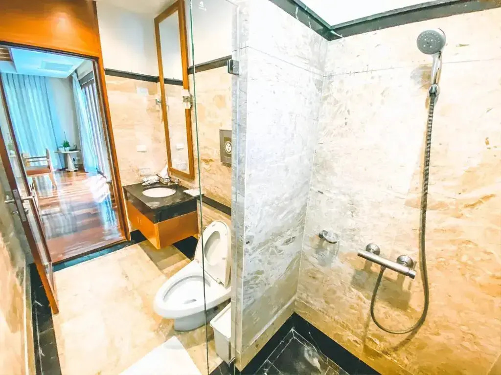 Вилла с 5 комнатами в Royal Sammuk villas