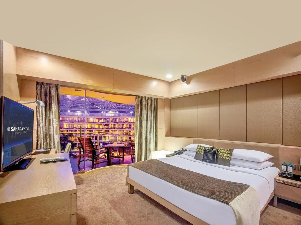Neptune Premier Double Suite Lagoon Facing (full double bed) (king size bed)