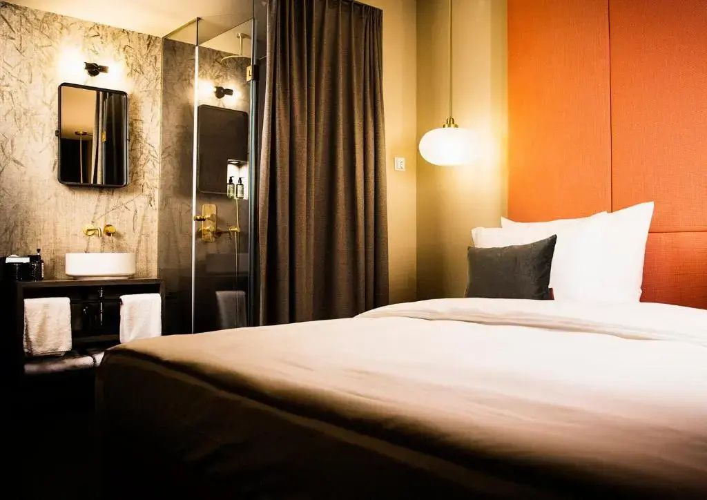 Superior room