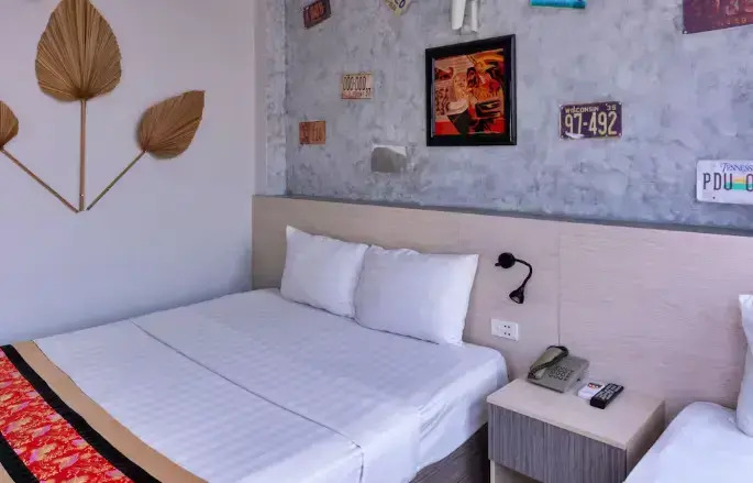 家庭三間房，帶有市景