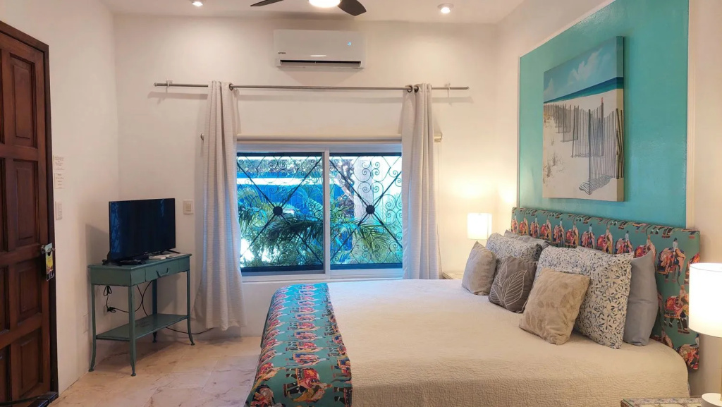 Sweet Double room (full double bed)