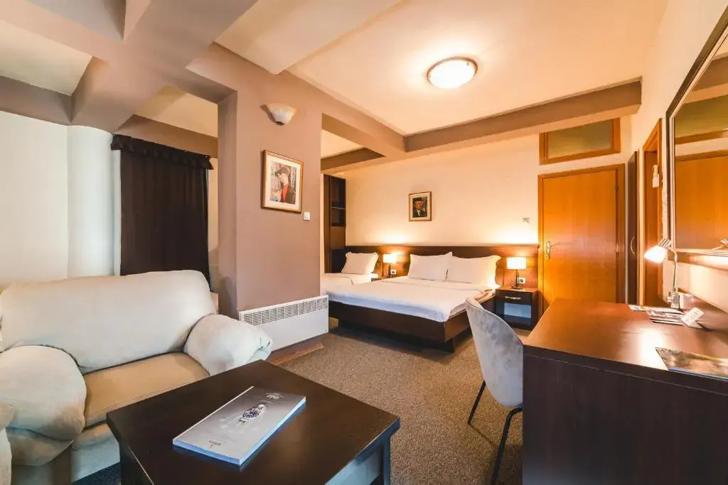 Hotel photo 2
