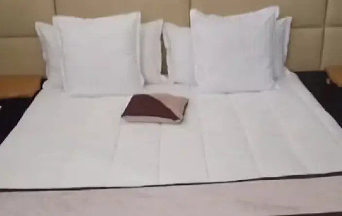 Double Junior Suite (full double bed)