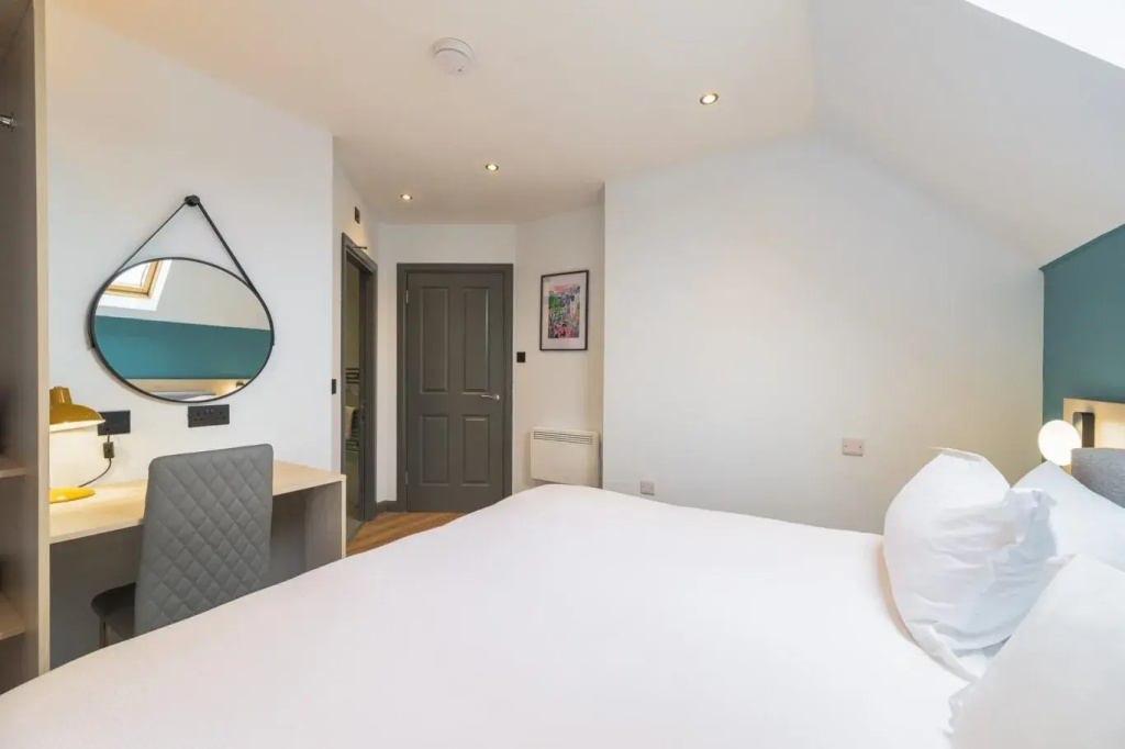 Holyrood Aparthotel - Chambres