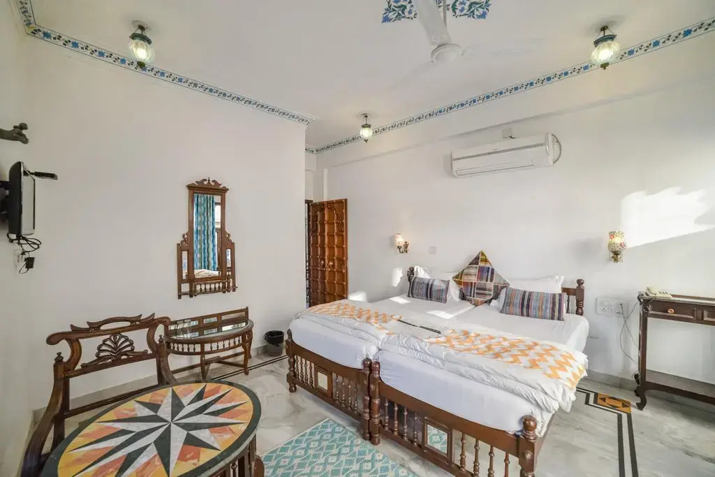 Standard Double room (full double bed)