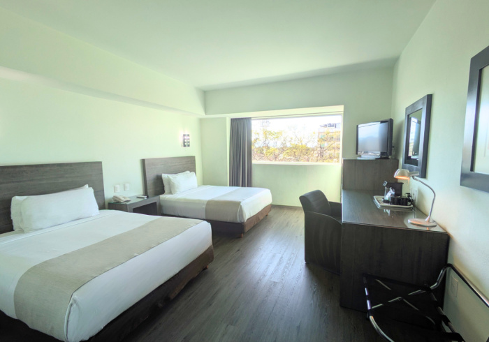 We Hotel Aeropuerto - Chambres