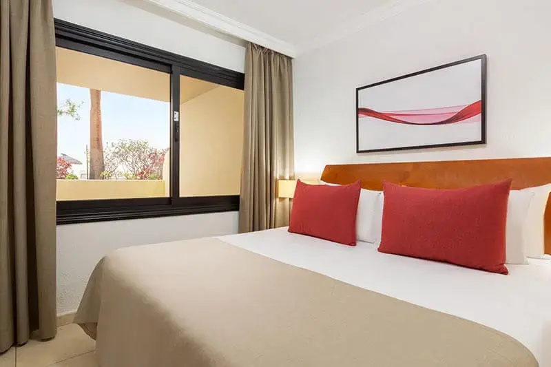 1 Bedroom Double Apartment with ocean view (full double bed)