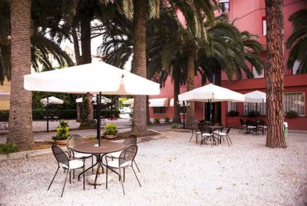 Hotel photo 20