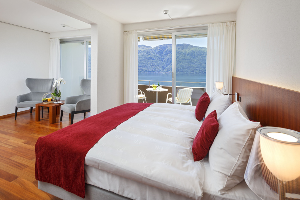 Modern Junior Suite