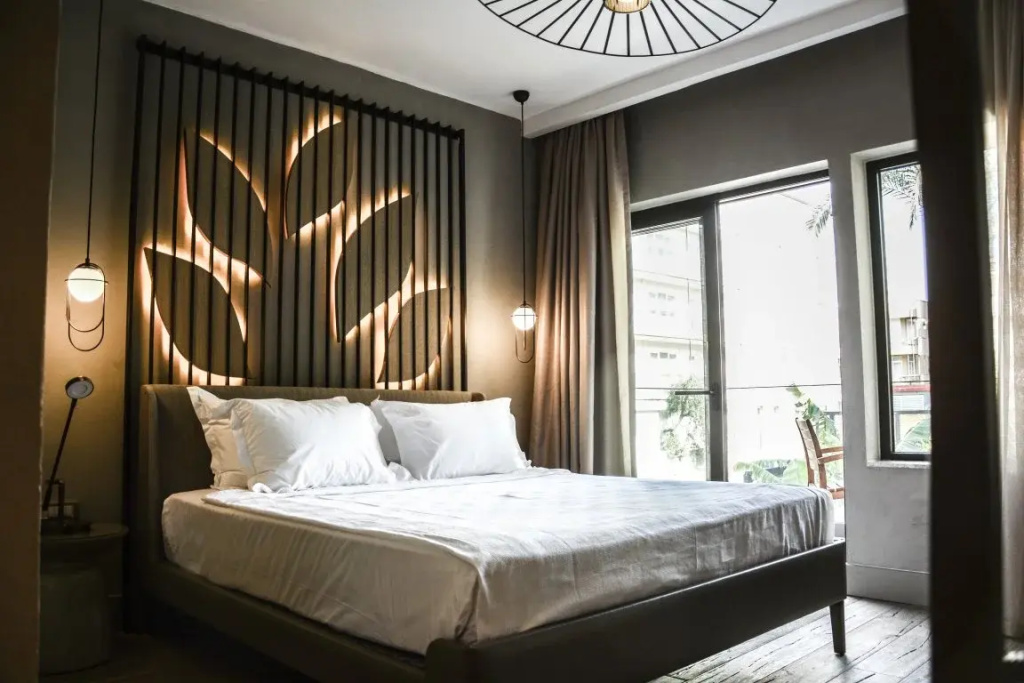 Deluxe Double room (full double bed)