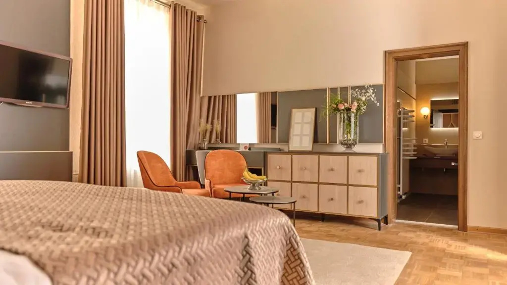 Hotel photo 10