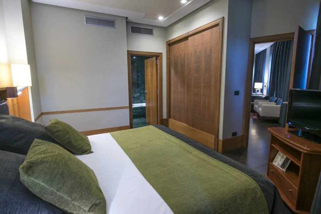 Gran Hotel Lakua - Chambres