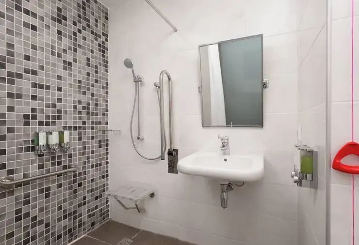 Hampton by Hilton Astana Triumphal Arch - Tap to explore photos