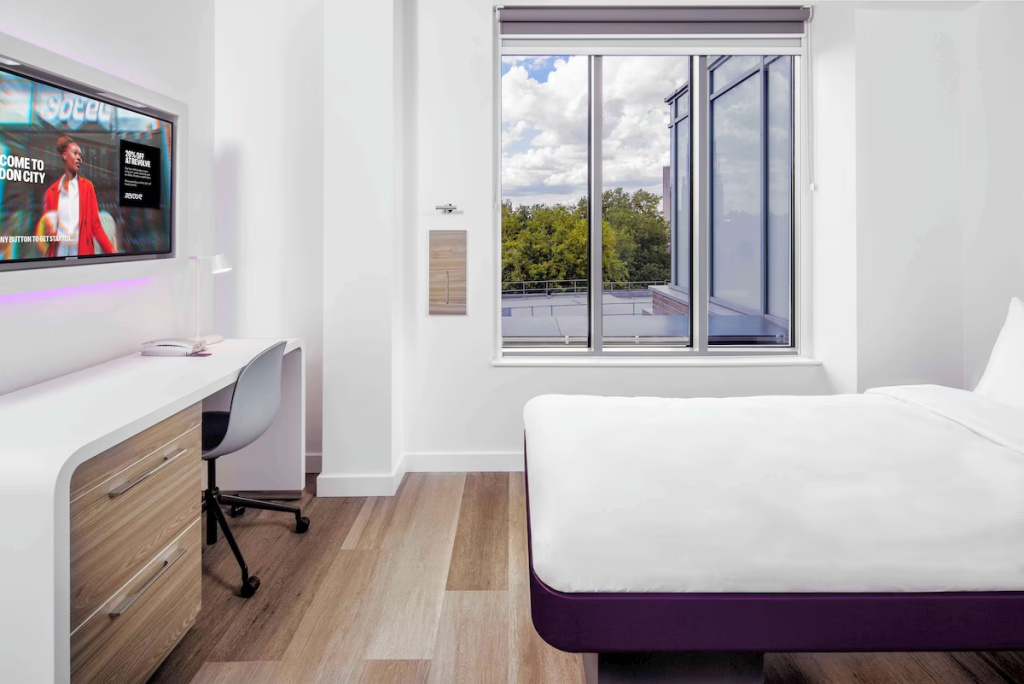 Yotel London City — фото
