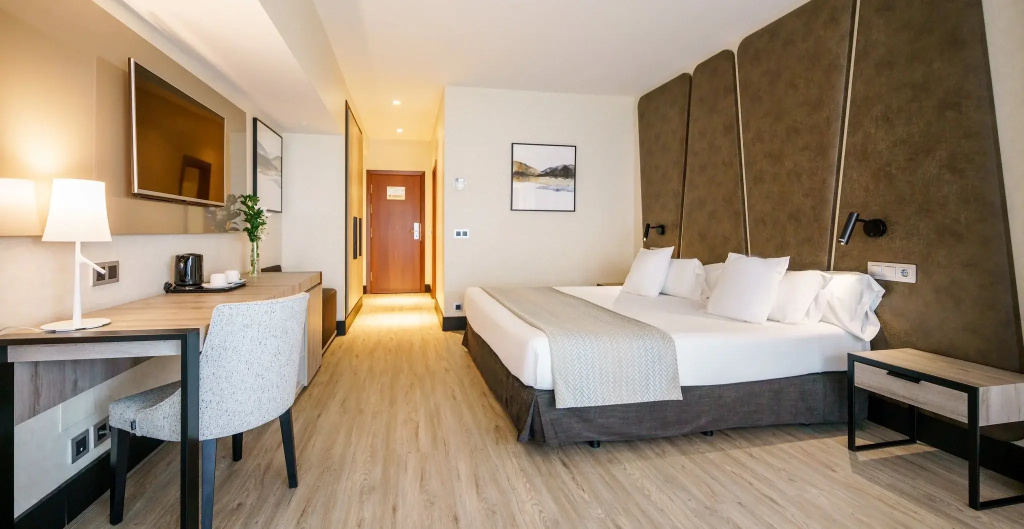 Double room (twin beds)